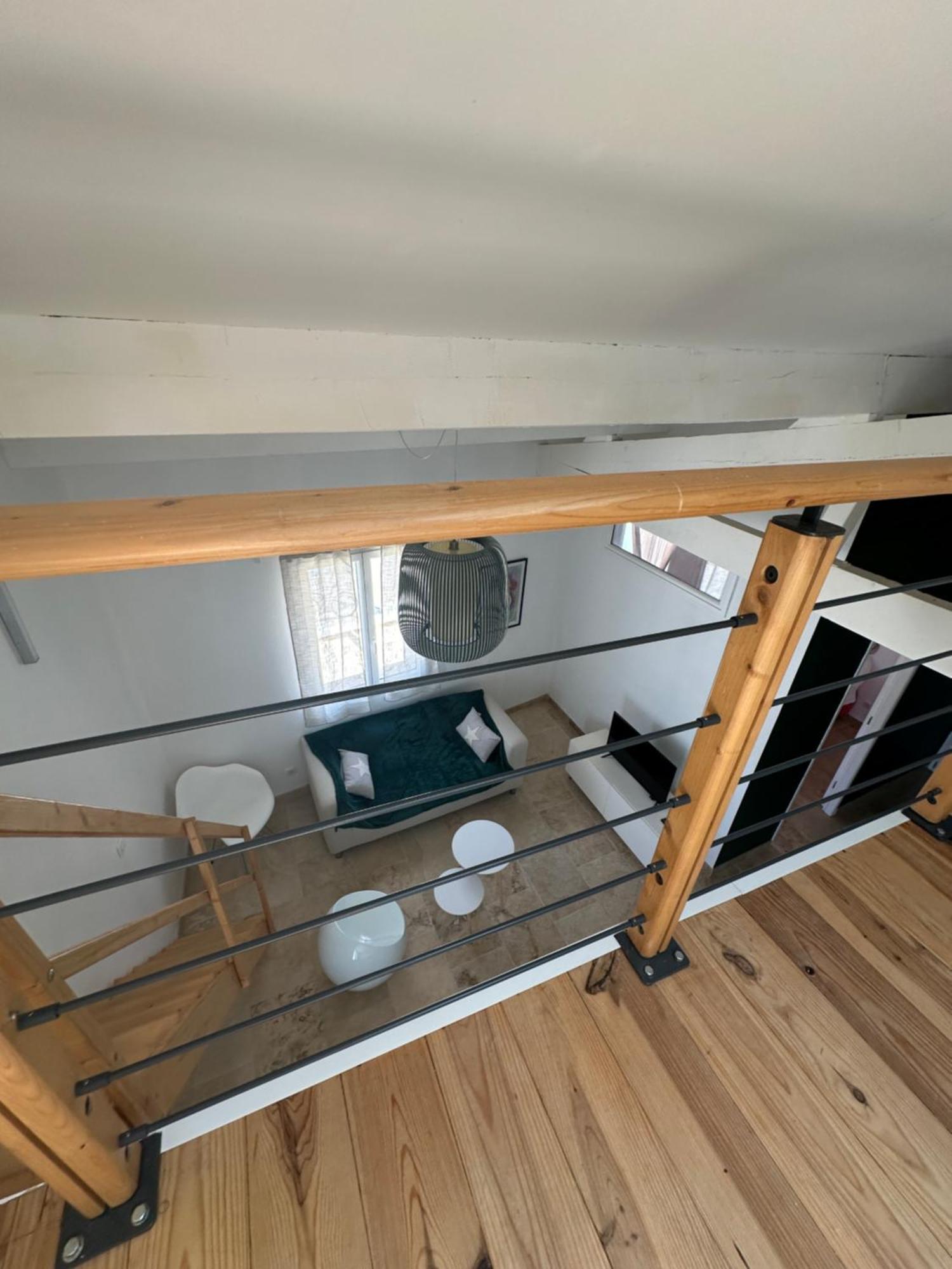 Appartement Avec Vue Sur L Eglise Des Saintes Екстериор снимка
