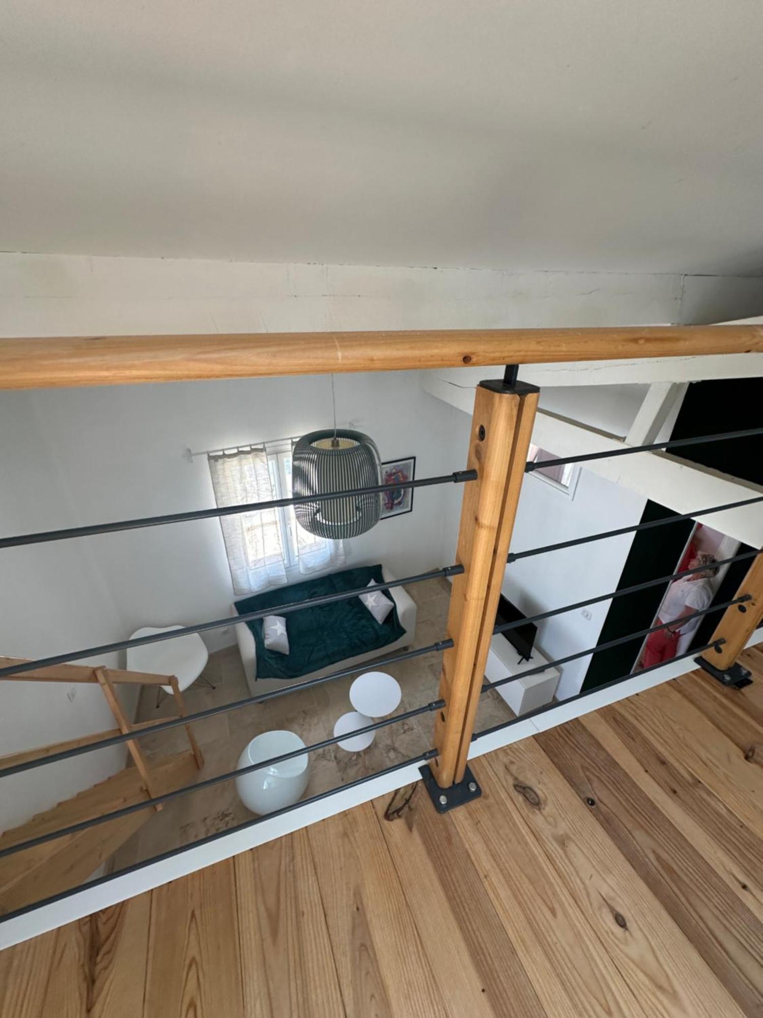 Appartement Avec Vue Sur L Eglise Des Saintes Екстериор снимка
